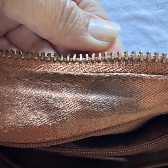 STEVEN Steve Madden 100% Pebbled Leather Crossbody Bag Brown - Picture 7 of 13